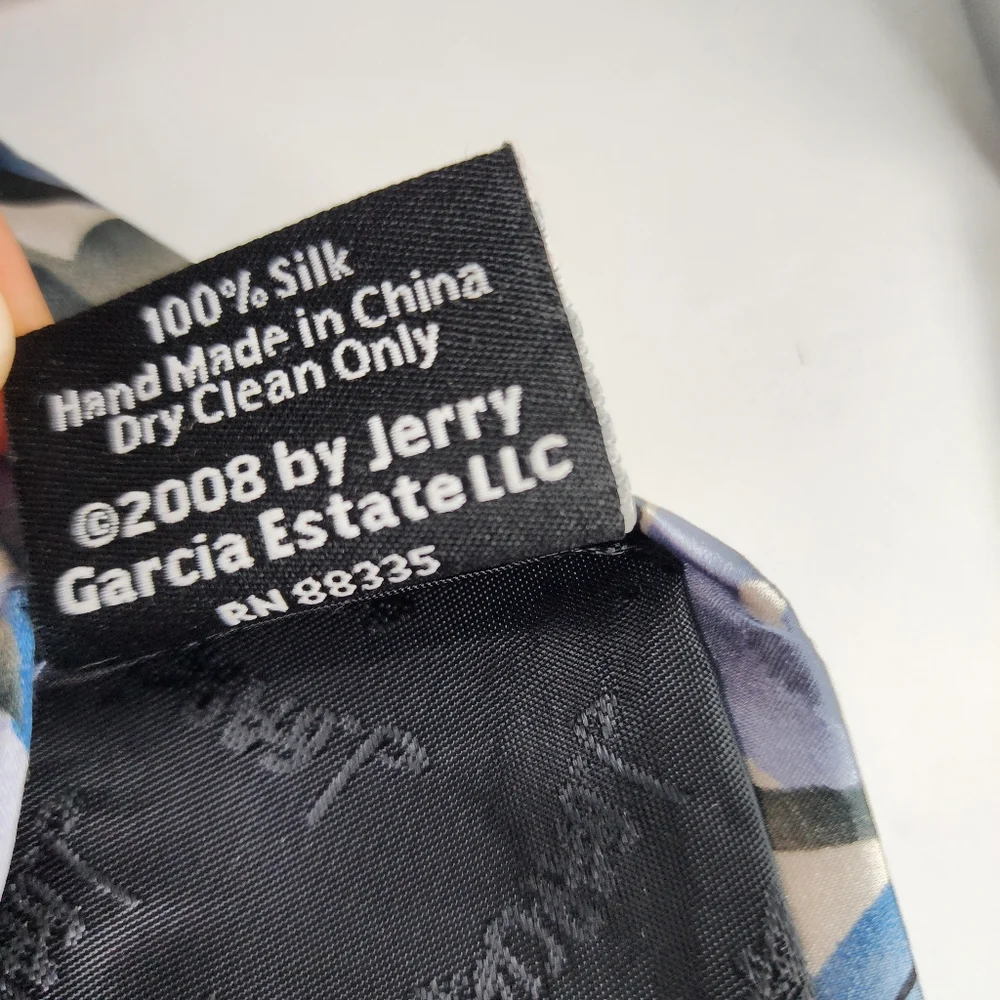 J. GARCIA Blue Floral Silk Tie.
